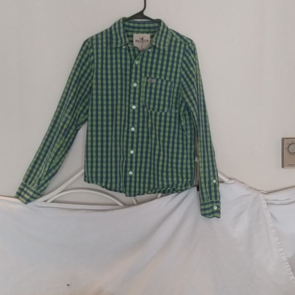 Hollister button up shirt - Picture 2 of 4